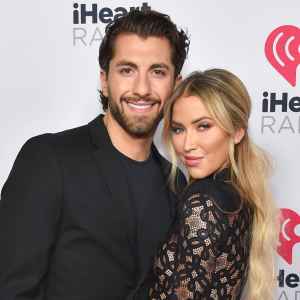 Jason Tartick Celebrates With Kaitlyn Bristowe Over FaceTime After She Earns a 30 on ‘DWTS’