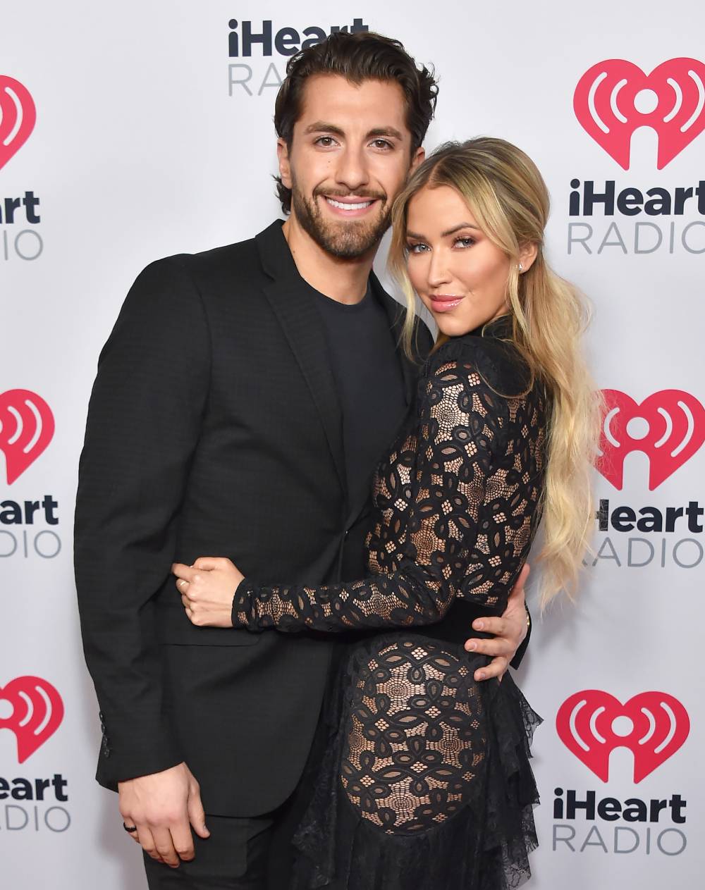 Jason Tartick Celebrates With Kaitlyn Bristowe Over FaceTime After She Earns a 30 on &lsquo;DWTS&rsquo;