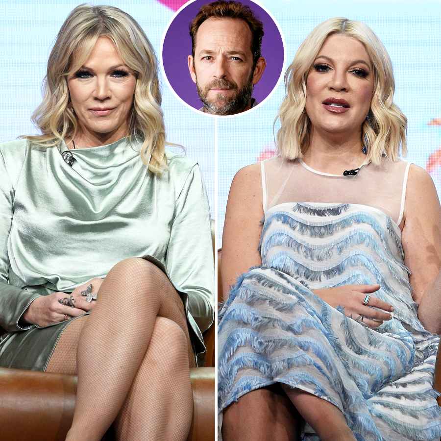 Jennie Garth Tori Spelling Struggle With Luke Death They Watch 90210