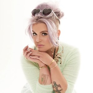 Kelly Osbourne Spills Her Favorite Beauty and Fashion Looks