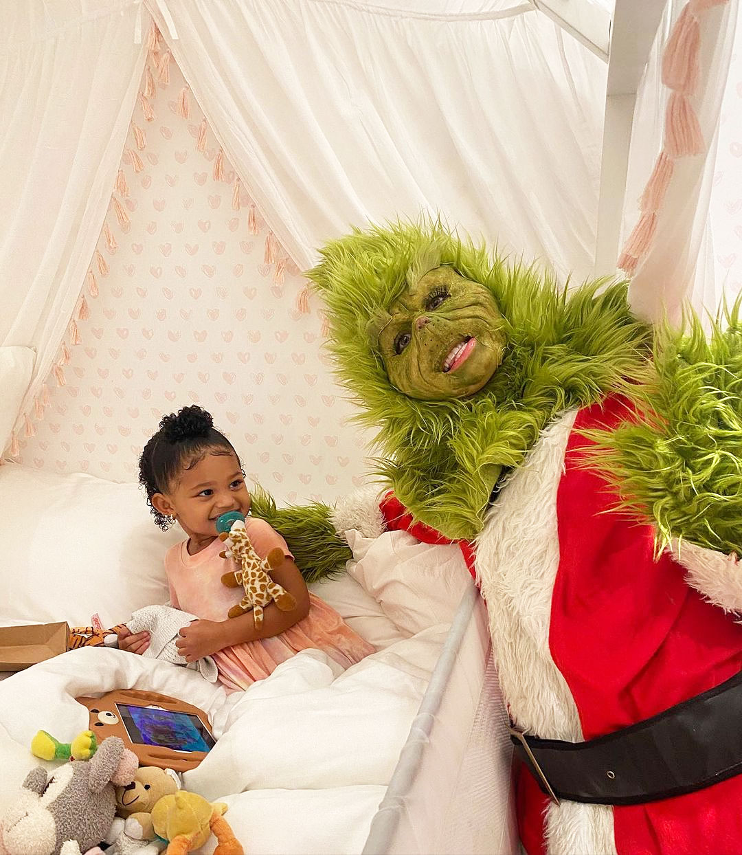 Kylie Jenner Daughter Stormi Is All Smiles Meeting the Grinch