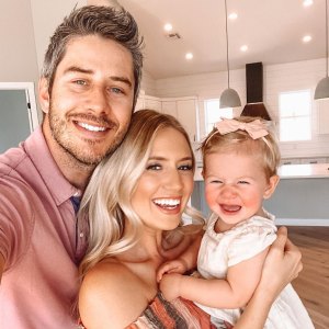 Lauren Burnham Defends Christmas Tree Shopping With Daughter Following Arie Luyendyk Jr COVID Diagnosis