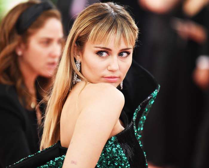 Miley Cyrus Reveals She Is 2 Weeks After Coronavirus Pandemic Setback