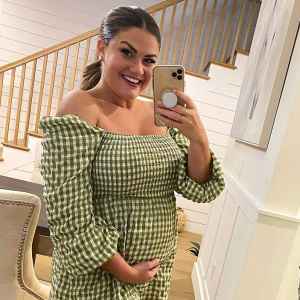 Pregnant Brittany Cartwright Shares Baby Bump Selfie After Defending Her Stomach Size