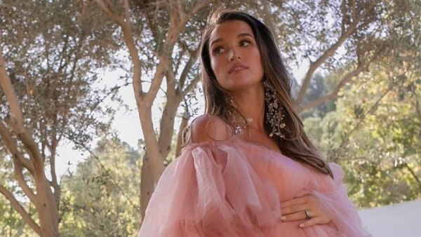 Pregnant Jade Roper Nears 39th Week of Pregnancy