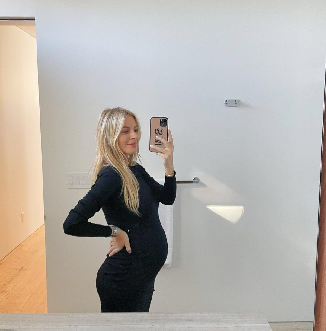 Pregnant Morgan Stewart Is Popping Baby Bump Pics