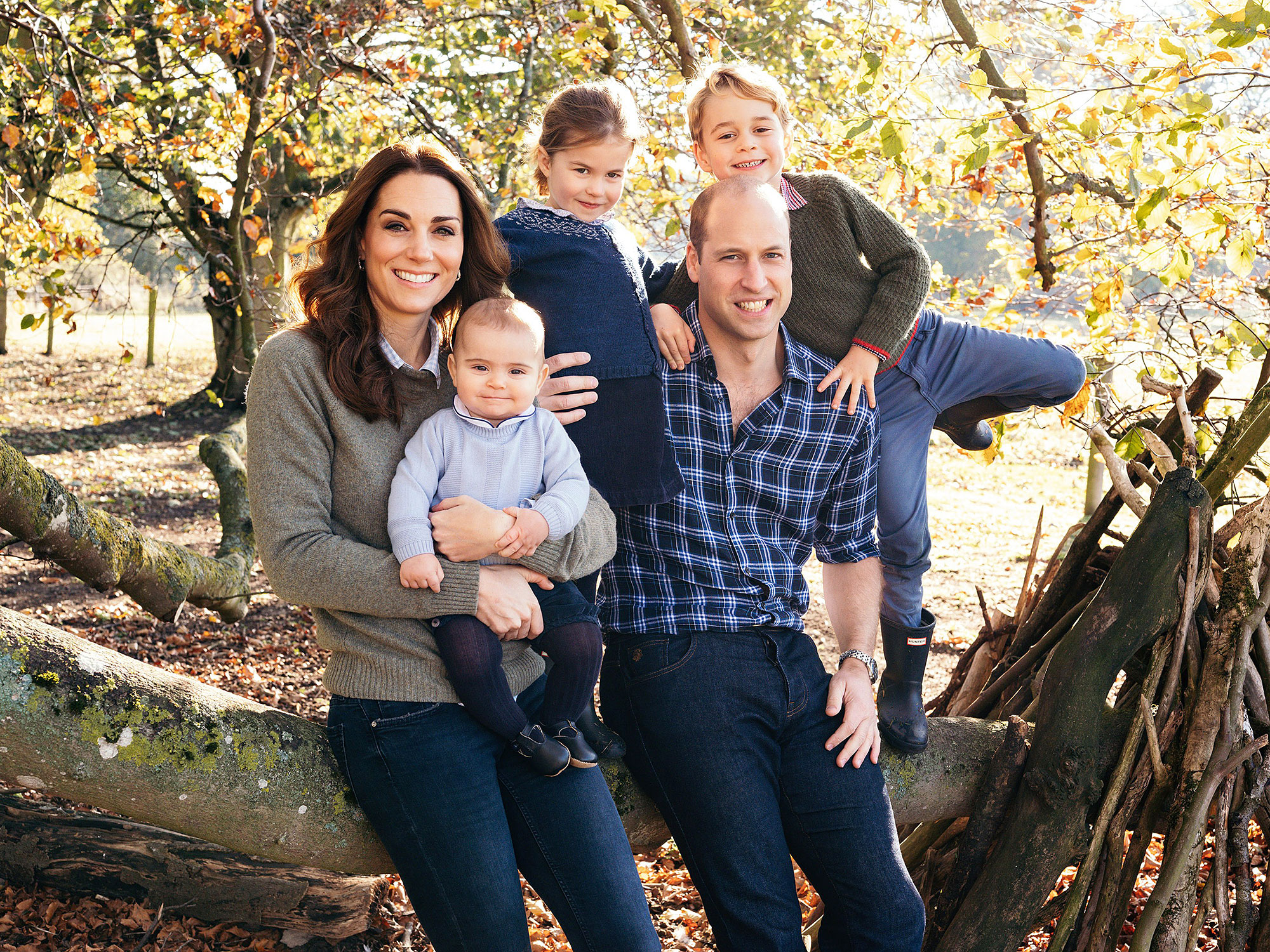 Prince William and Duchess Kate 3 Kids Prince Louis Princess Charlotte Prince George Cant Wait for Christmas