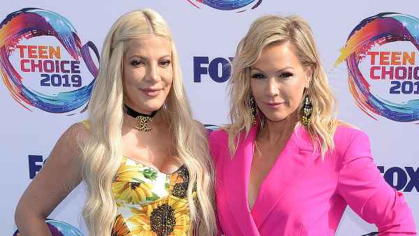 Promo Tori Spelling and Jennie Garth Beverly Hills 90210 Podcast Revelations