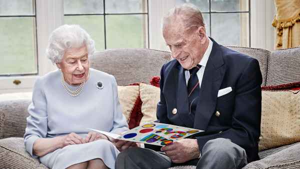 Queen Elizabeth II and Prince Philip Celebrate 73rd Anniversary With Card From Their Great Grandkids
