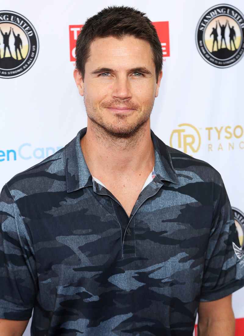 See Robbie Amell More Stars Watch Their Babies 1st Steps 1