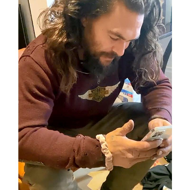 These Celebrities Who Will Do Anything for Their Beloved Fans Jason Momoa