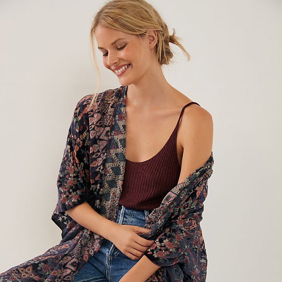 anthropologie-velvet-kimono-holiday-gifts-mom