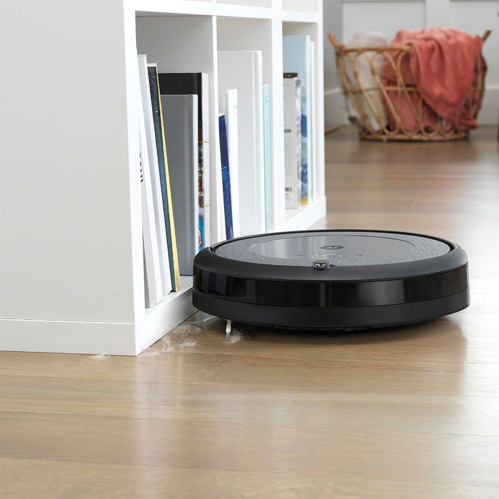 irobot-roomba-i3-black-friday-vacuums