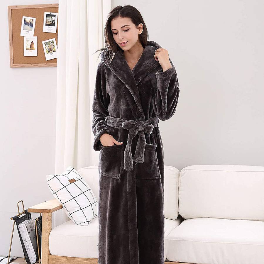 richie-house-bathrobe-soft-cozy-gifts