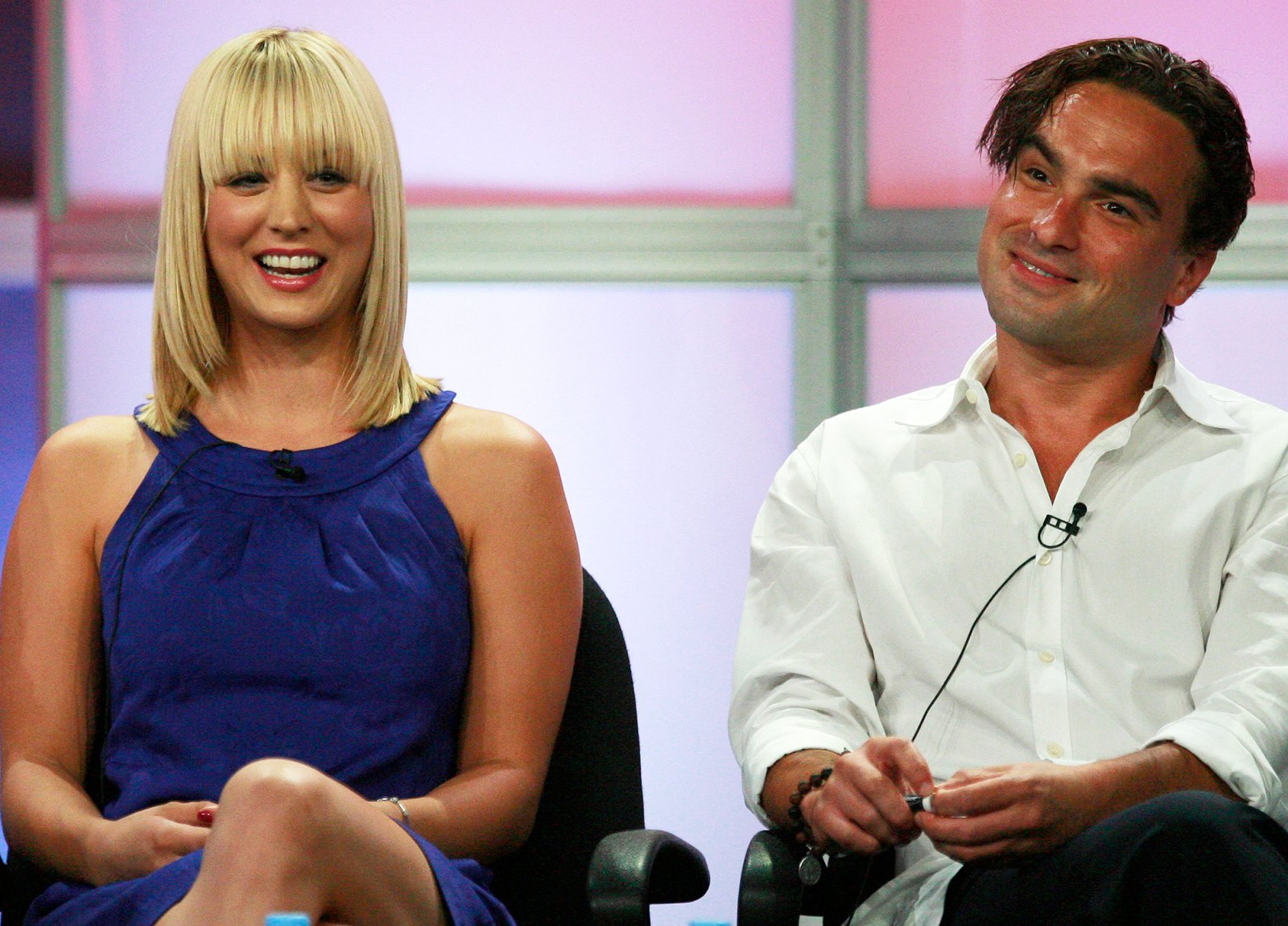 1 Kaley Cuoco and Johnny Galecki started dating