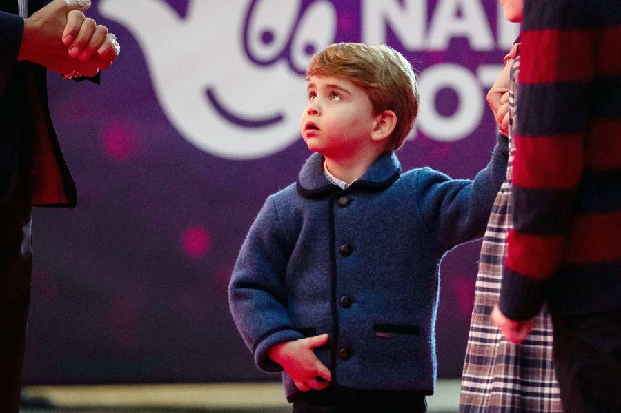 Prince George Princess Charlotte and Prince Louis Walk Their First Red Carpet