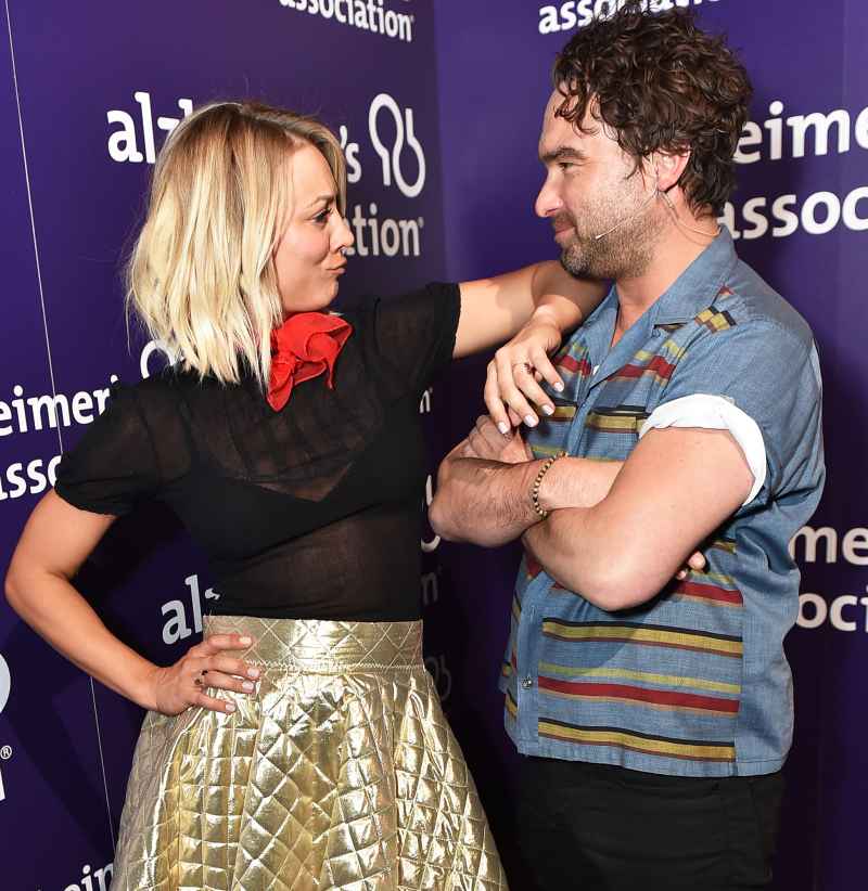 4 Kaley Cuoco and Johnny Galecki always be in life