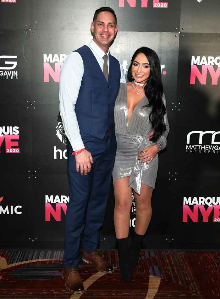 Angelina Pivarnick Renews Her Vows in Front of 'Jersey Shore' Cast After Wedding Fallout