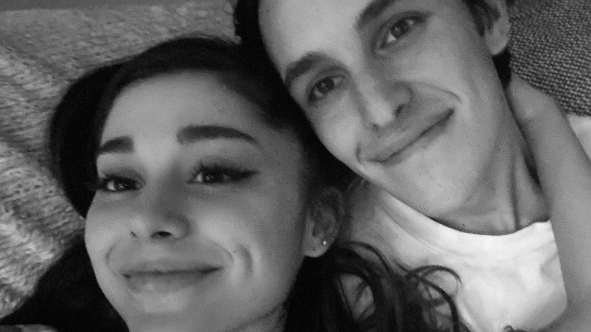 Ariana Grande Is Chic in First Appearance Since News of Split From Dalton  Gomez