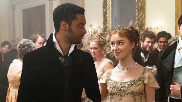 Bridgerton Phoebe Dynevor Says Filming Sex Scenes Felt Safe and Fun Thanks to On-Set Intimacy Coordinator