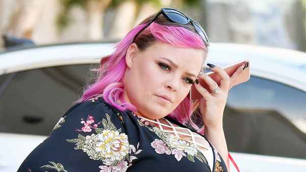 Catelynn Lowell With Pink Hair In 2017 Catelynn Lowell Wants One More Baby After Suffering Miscarriage