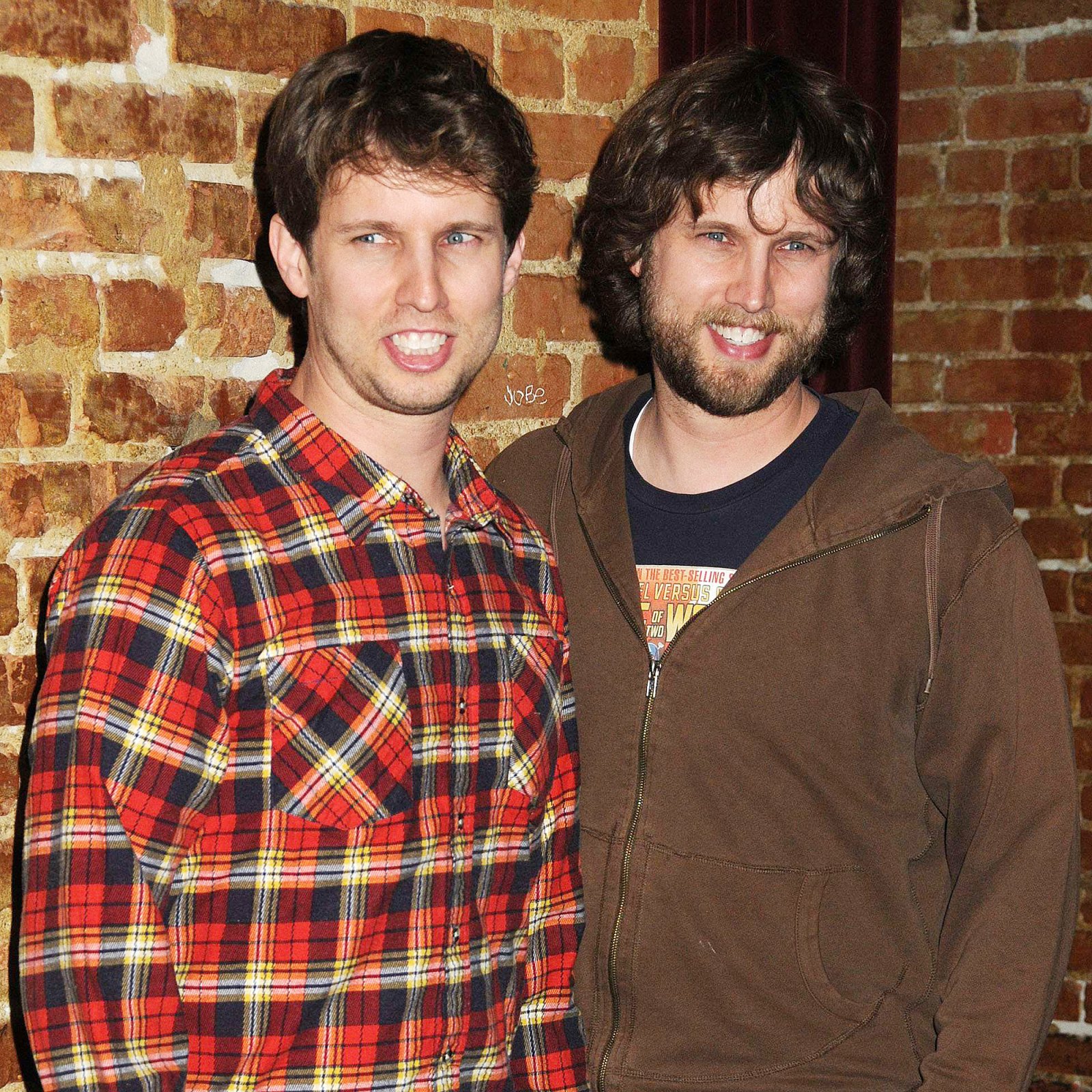 Celebrities Who Have A Twin Their Sibling Pictures