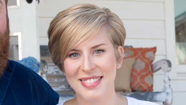 Home Town Erin Napier Claps Back Social Media Trolls Over Parenting More