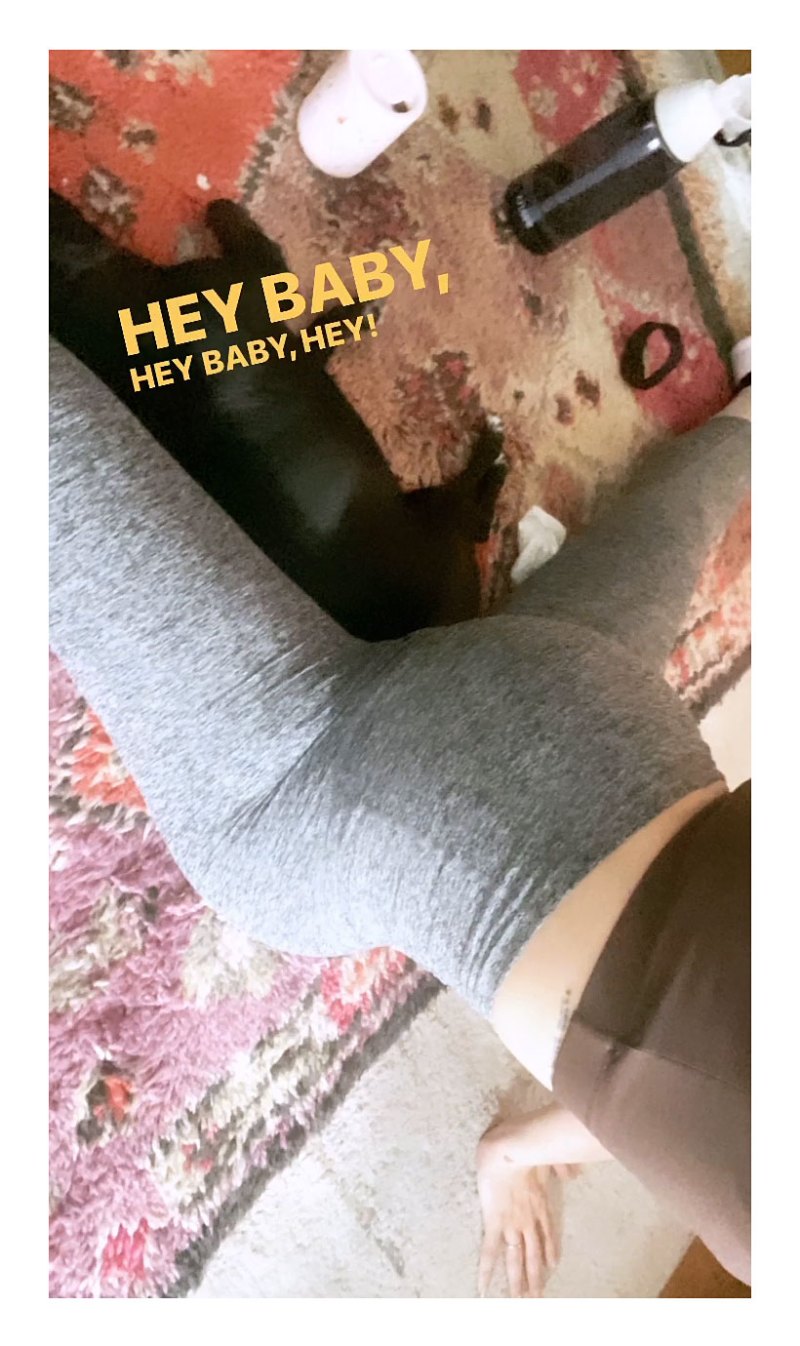 Hilary Duff Gray Leggings Baby Bump Pregnant