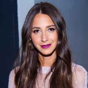 Influencer Arielle Charnas Is Pregnant After Suffering Ectopic Pregnancy