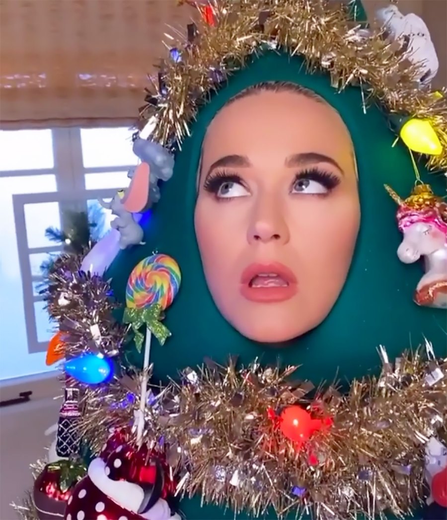 Katy Perry Gets in the Holiday Spirit, Dresses Up Like a Christmas Tree