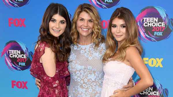 Lori Loughlin Had a Bittersweet Reunion With Daughters Isabella Giannulli, Olivia Jade