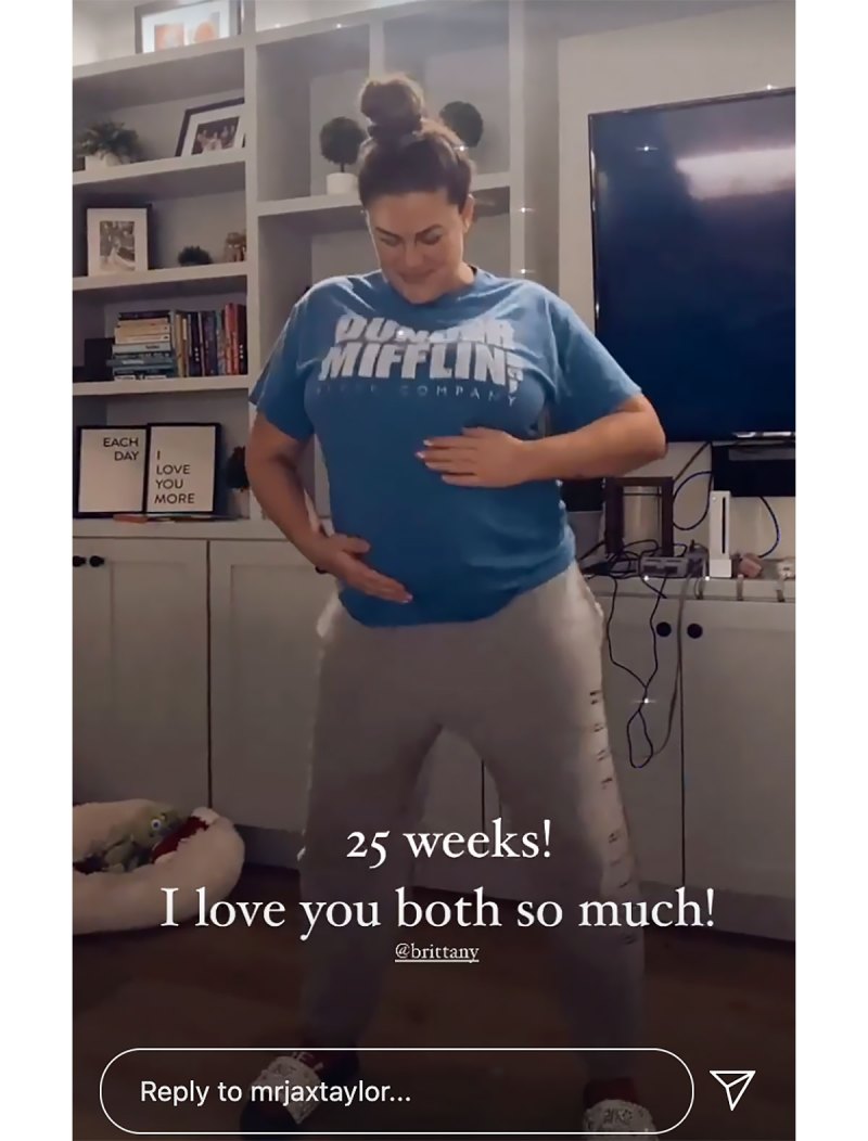 Pregnant Brittany Cartwright Celebrates 25 Weeks After Bashing Body-Shamers