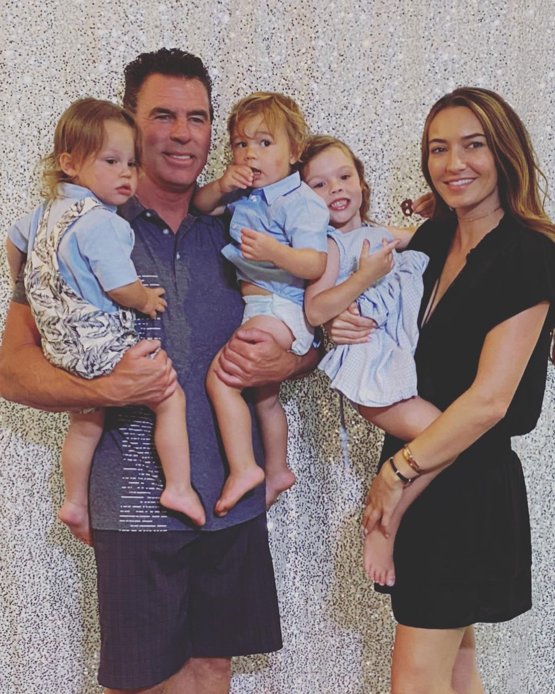 Jim Edmonds Celebrates Christmas With Kids and Girlfriend Kortnie O’Connor Christmas 2020