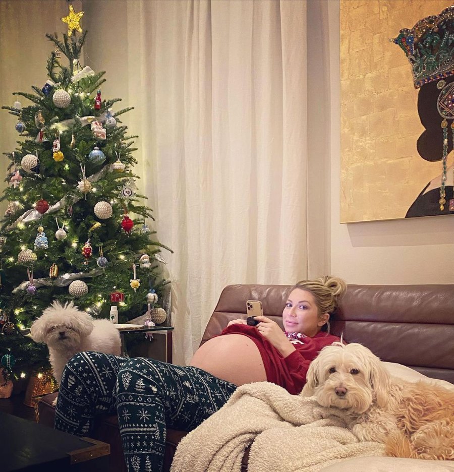 Stassi Schroeder Shows Bump After Decorating Christmas Tree