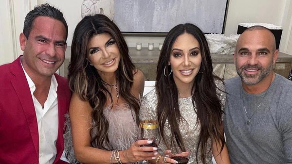Teresa Giudice Her BF Lous Louie Ruelas Pose Couples Pic With Melissa Joe Gorga