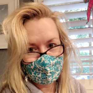 The Office Star Angela Kinsey Tests Positive For COVID-19