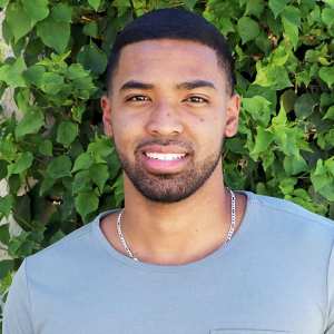 Who Is Ivan Hall Things Know About Bachelorette Finalist