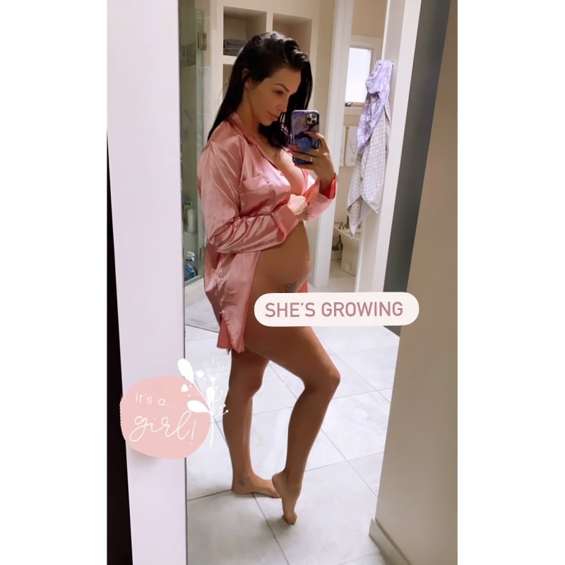 Pregnant Scheana Shay Posts a Pic of Her Naked Baby Bump
