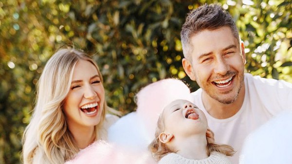 Pregnant Lauren Burnham and Arie Luyendyk Jr Reveal Twins Sexes