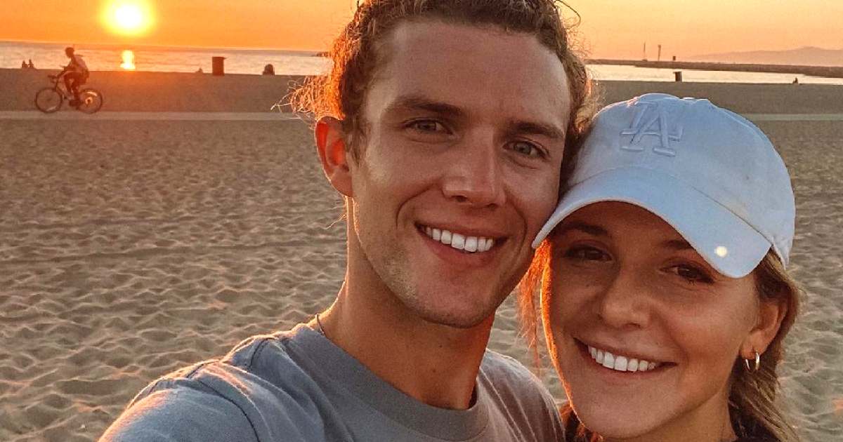 Big Brother' Lovebirds Tyler Cripsen & Angela Rummans Heat Up Instagram  With New Beach And Bedroom Shots