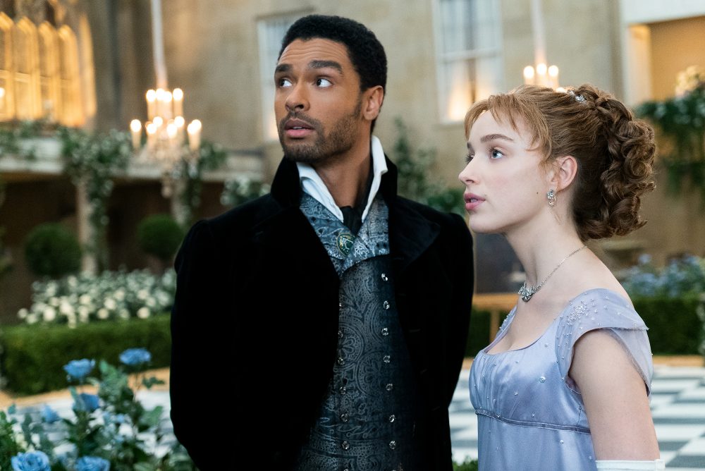 Bridgerton's Phoebe Dynevor and Rege-Jean Page 'Check In With Each Other a Lot' While Awaiting Season 2 News