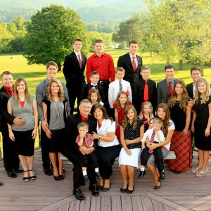 Bringing Up Bates family