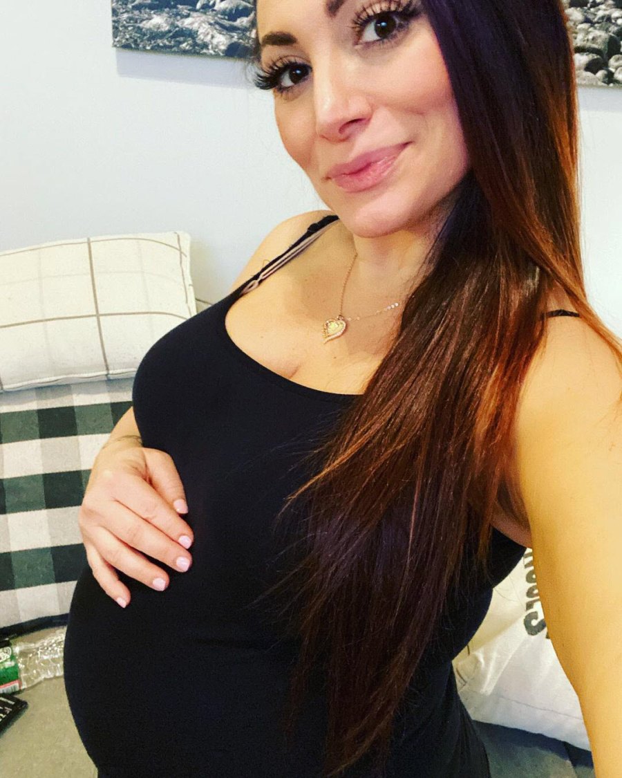 Deena Nicole Cortese Pregnant Celebrities Showing Baby Bumps in 2021