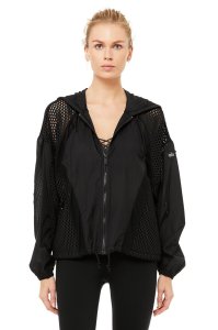 Feature-Jacket