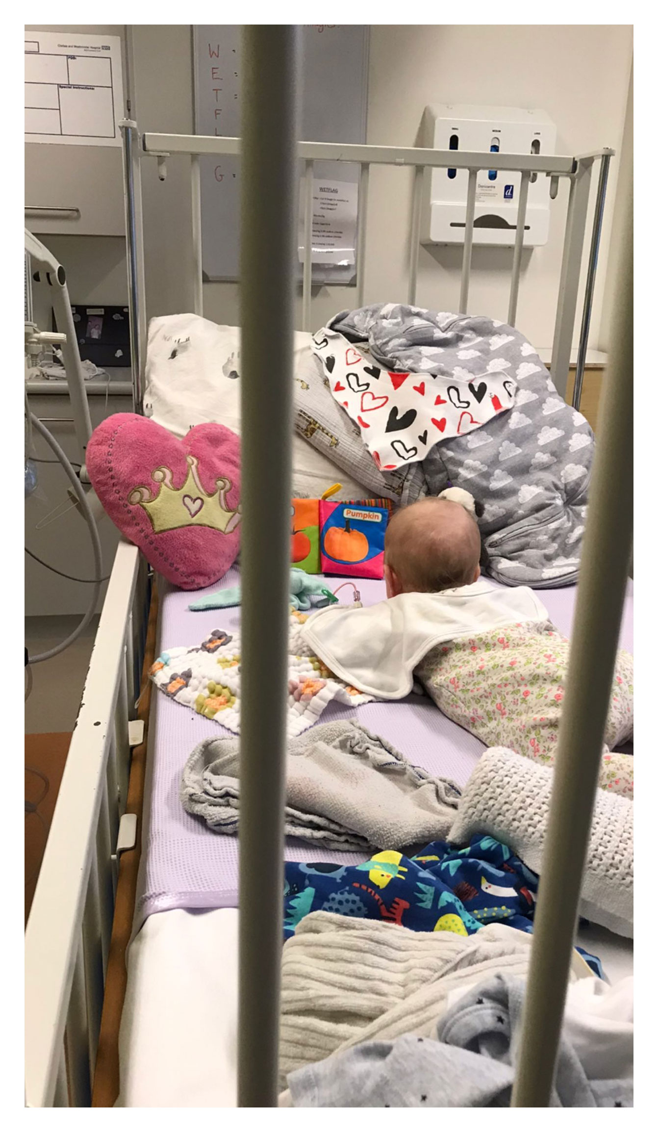 Harry Potter S Jessie Cave S 3 Month Old Is Hospitalized With Covid