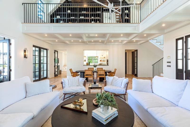 Inside Chris Martin Dakota Johnson 9 Million Malibu Home