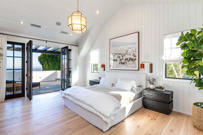 Inside Chris Martin Dakota Johnson 9 Million Malibu Home
