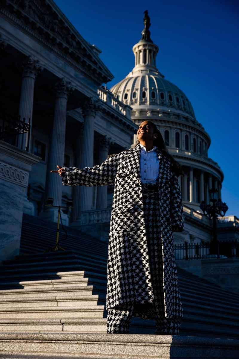 Jennifer Lopez Steps of The Capitol Joe Biden 2021 Inauguration