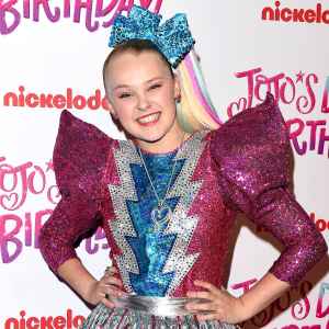 JoJo Siwa Says She's 'the Happiest I've Ever Been' After Coming Out: 'It Feels Really Awesome'