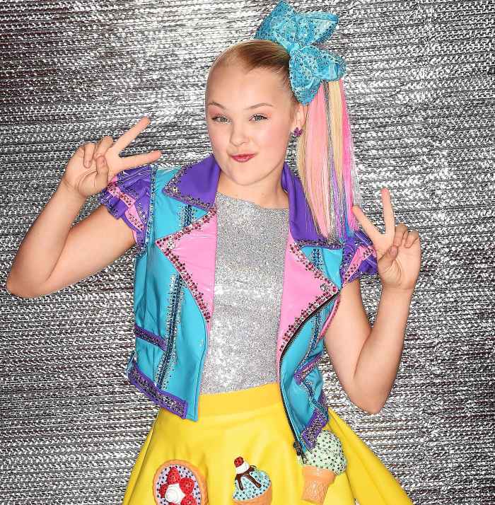 JoJo Siwa Slams Troll Who Says Their Child Won’t Watch Her After Coming Out